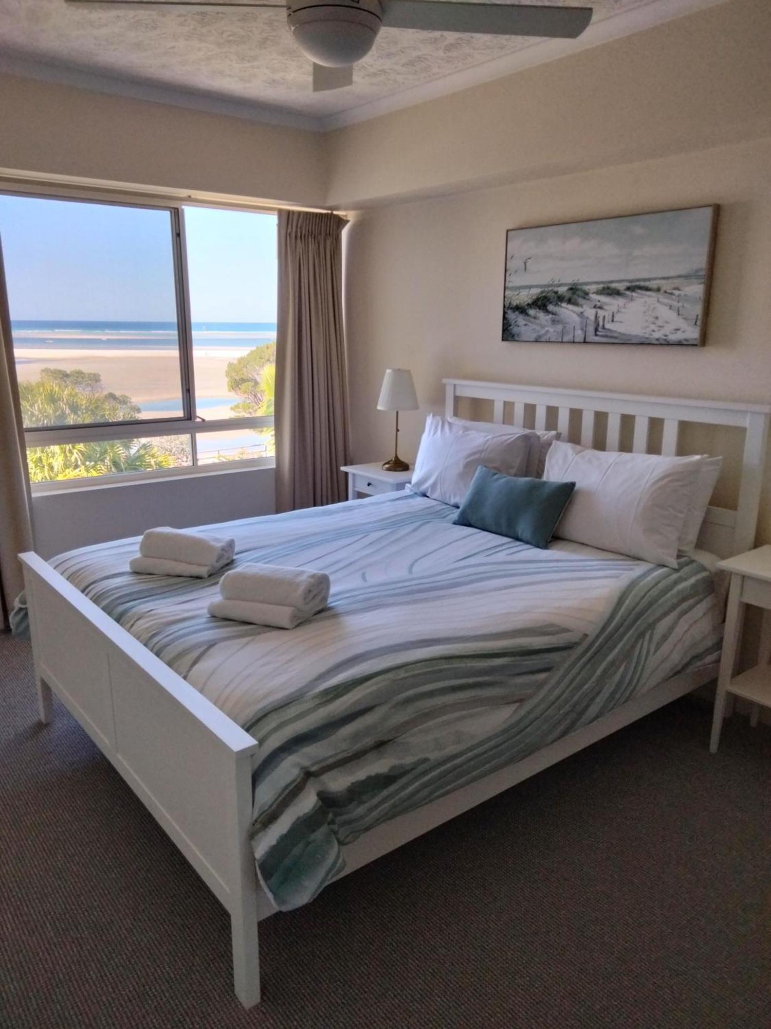 Moorings Beach Resort Caloundra Zewnętrze zdjęcie
