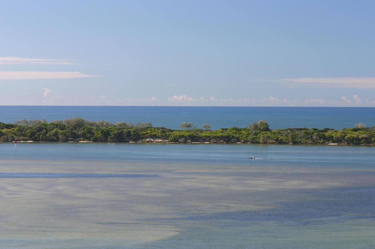 Moorings Beach Resort Caloundra Zewnętrze zdjęcie