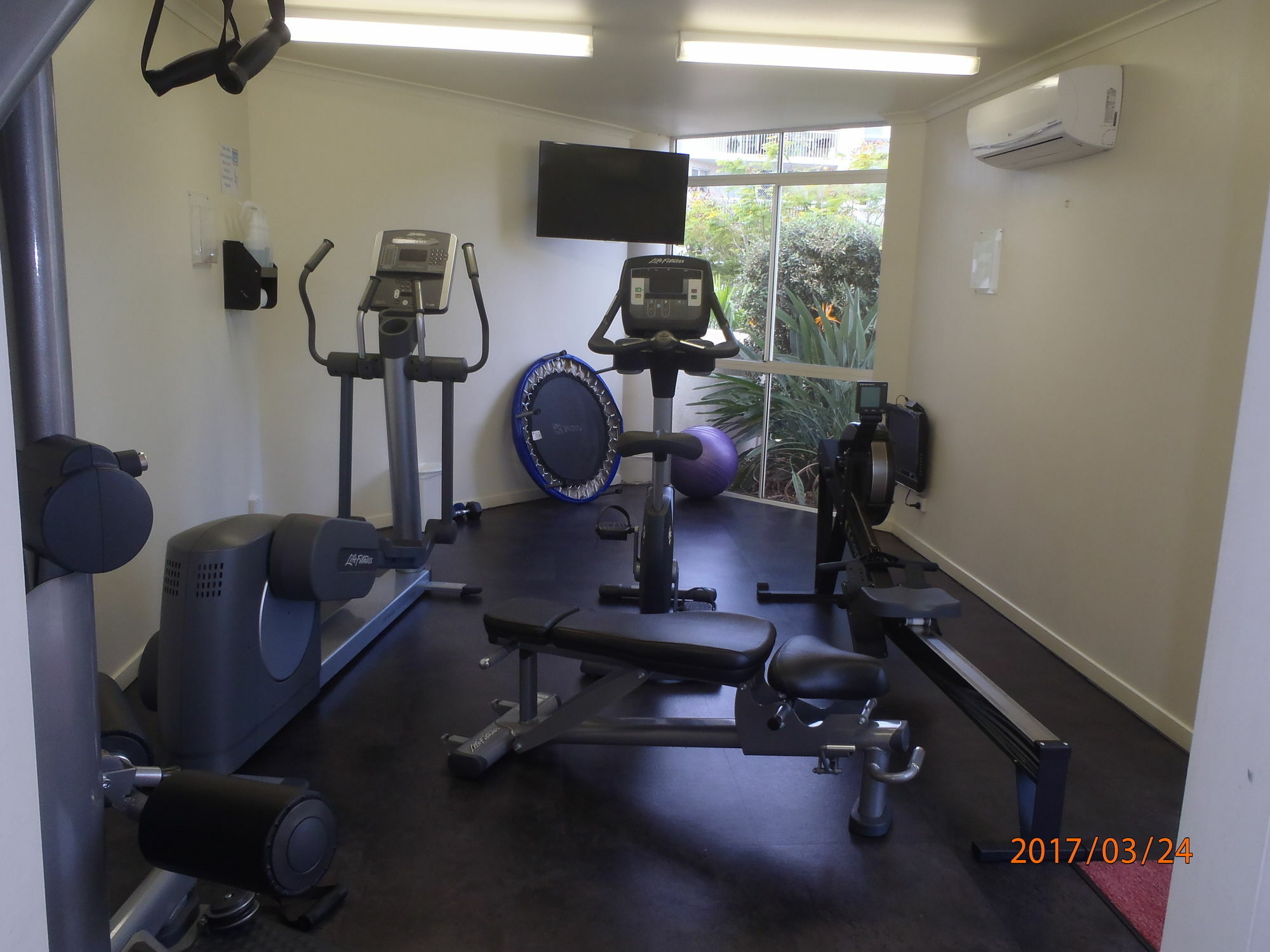 Moorings Beach Resort Caloundra Zewnętrze zdjęcie